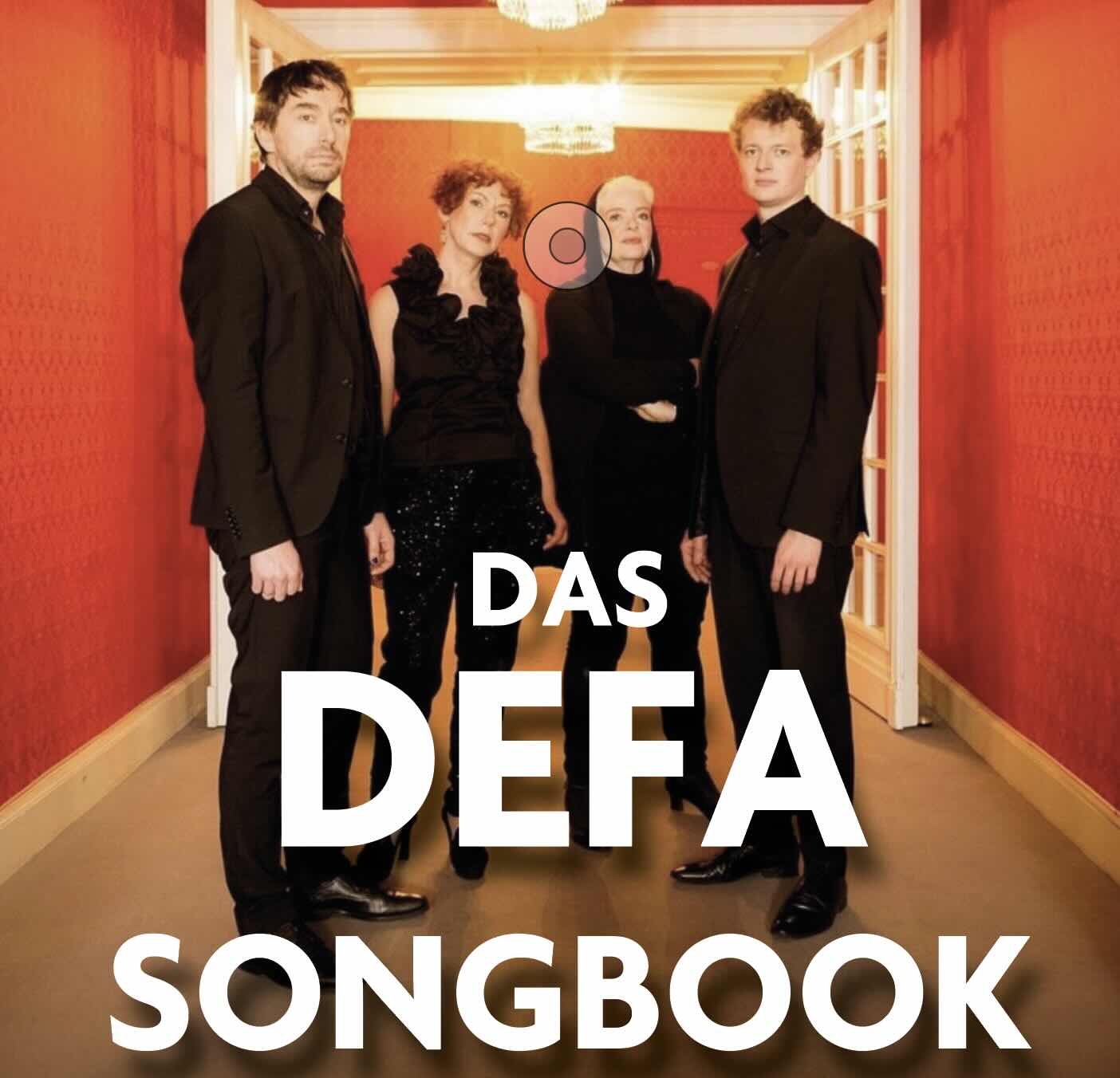 PASCAL VON WROBLEWSKY, LORA KOSTINA & Begleitung